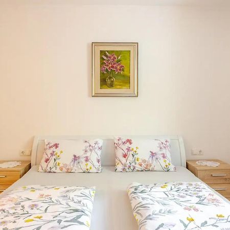 Apartment Mit 78Qm Натурно Экстерьер фото